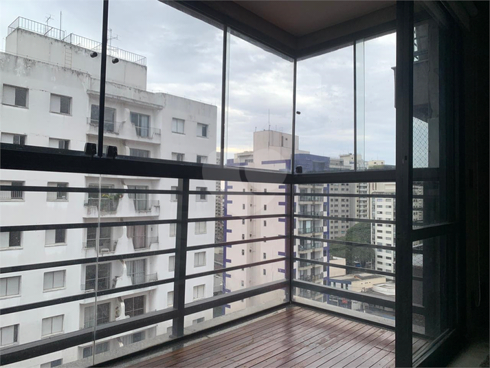 Foto REO1098039