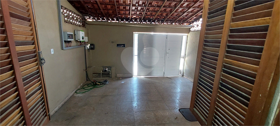 Foto REO1098041