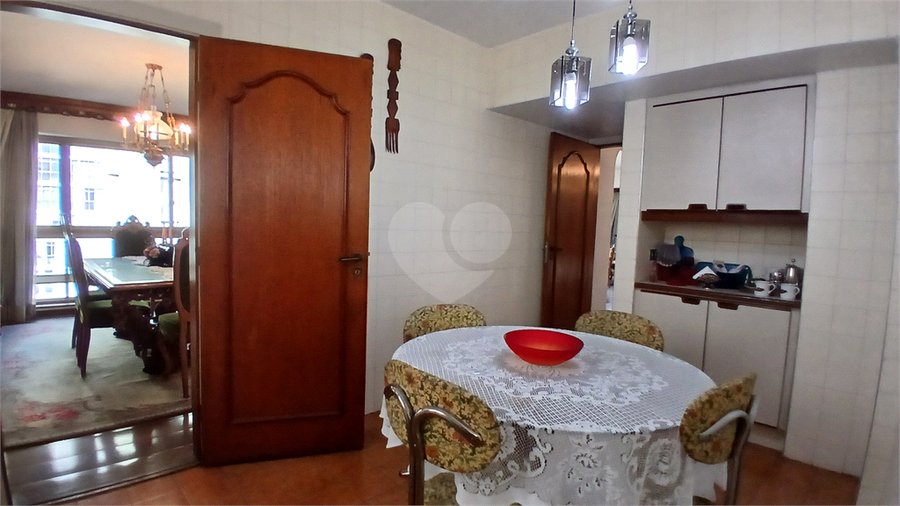 Foto REO1098054
