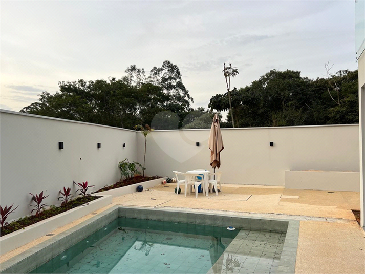 Foto REO1098058