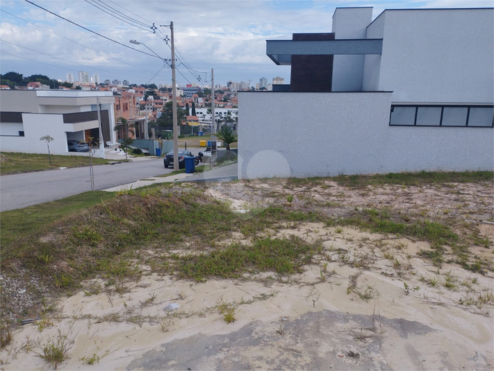 Foto REO1098073