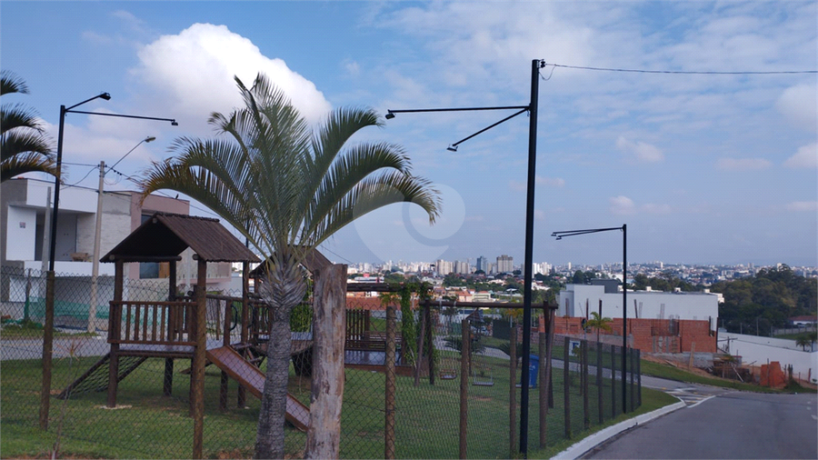 Foto REO1098085