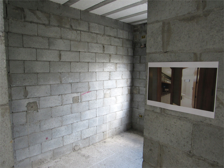 Foto REO1098097