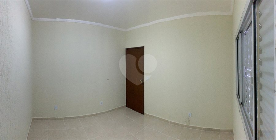 Foto REO1098117