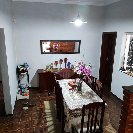 Foto REO1098119