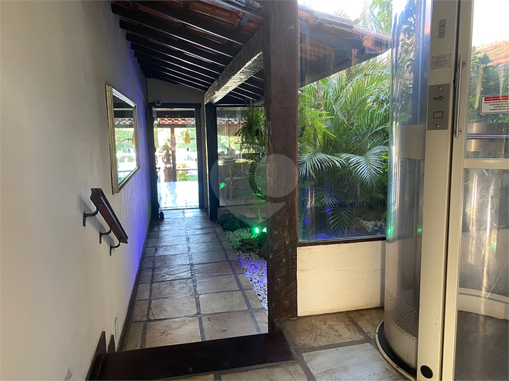 Foto REO1098122