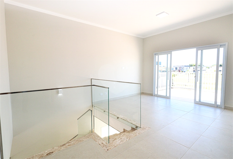 Foto REO1098136
