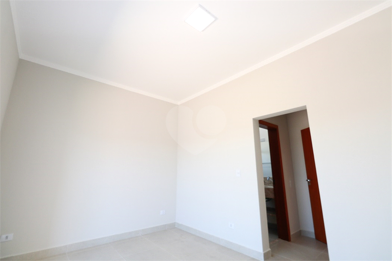 Foto REO1098136