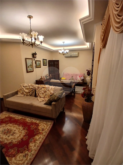Foto REO1098148