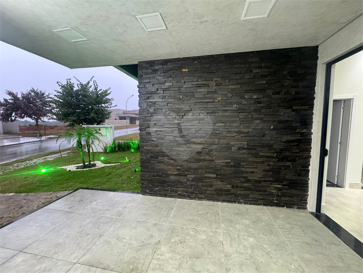 Foto REO1098155