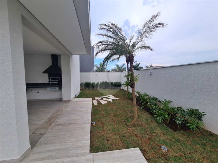Foto REO1098167