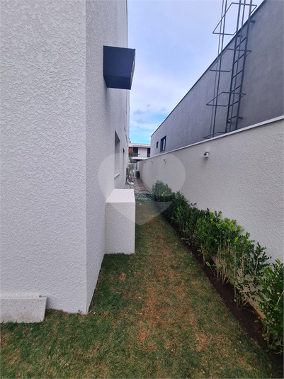 Foto REO1098167