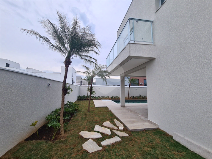 Foto REO1098167