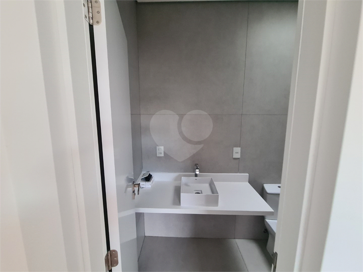 Foto REO1098167