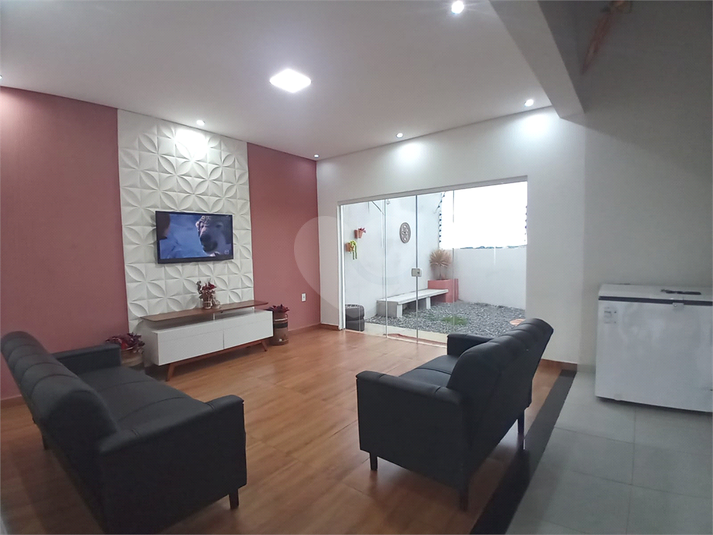 Foto REO1098170