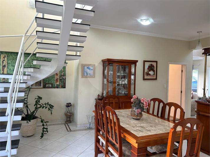 Foto REO1098177