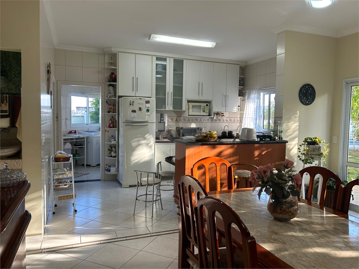 Foto REO1098177