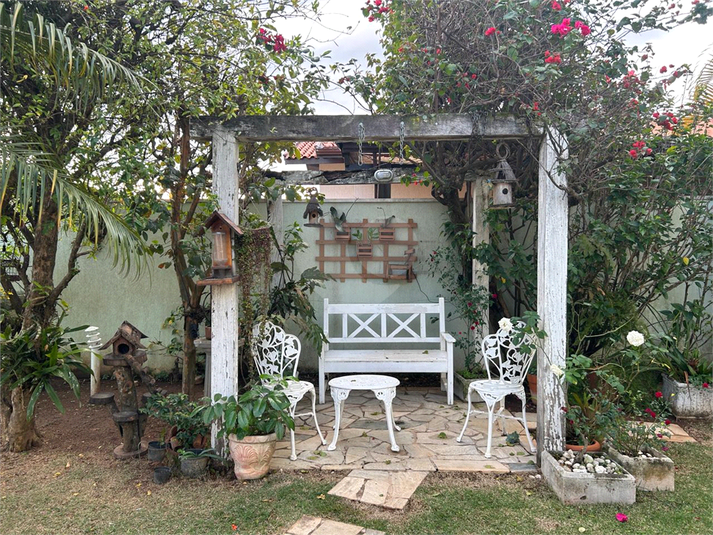 Foto REO1098177