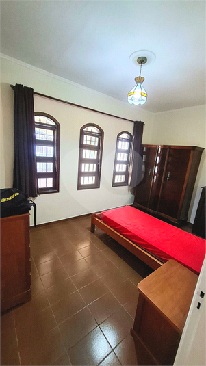Foto REO1098192