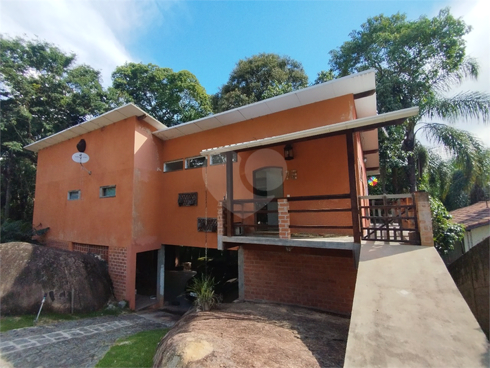 Foto REO1098200
