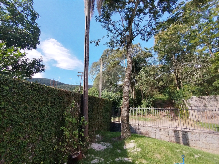 Foto REO1098200