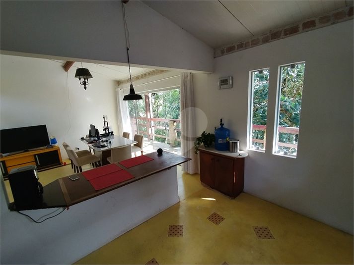 Foto REO1098200