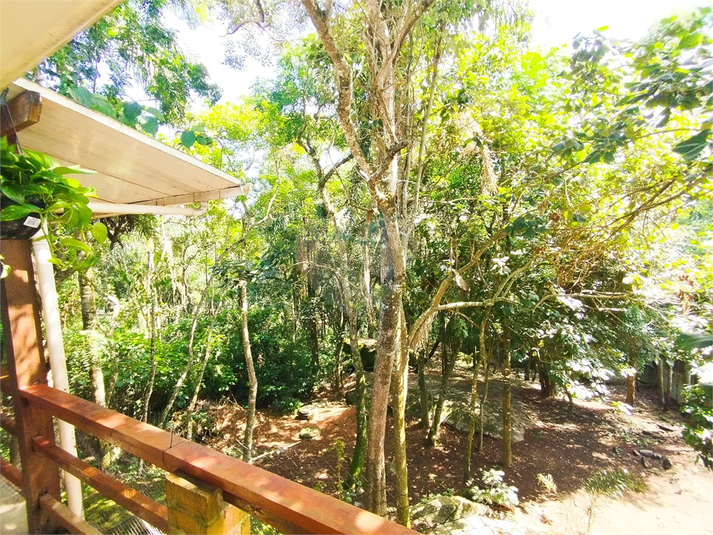 Foto REO1098200