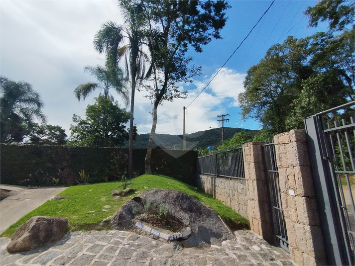 Foto REO1098200