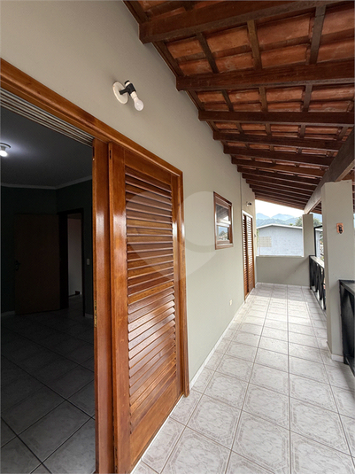 Foto REO1098201