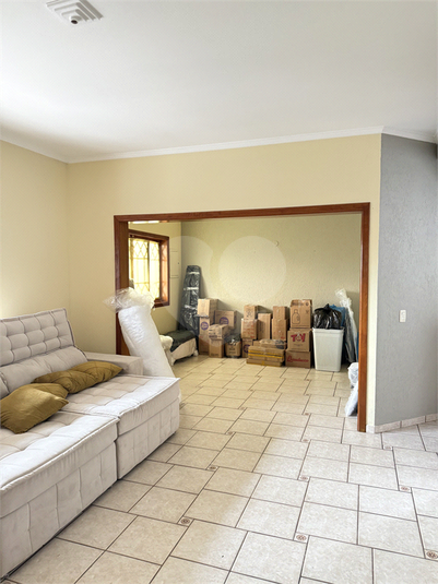 Foto REO1098201
