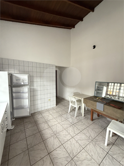 Foto REO1098201