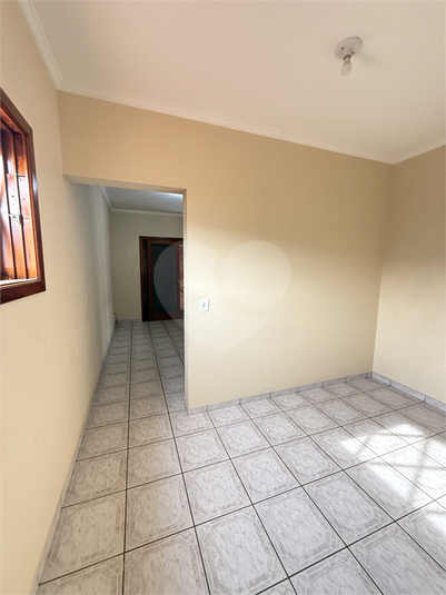 Foto REO1098201