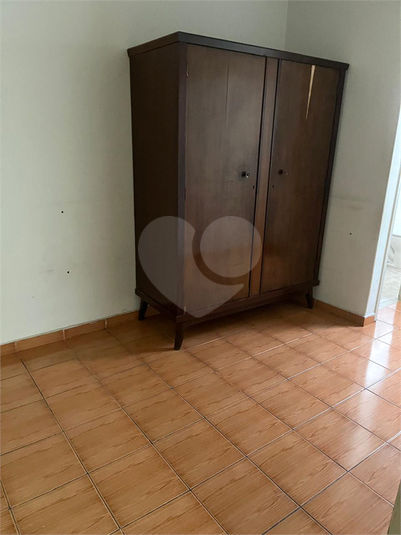 Foto REO1098210