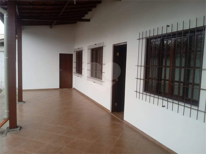 Foto REO1098257
