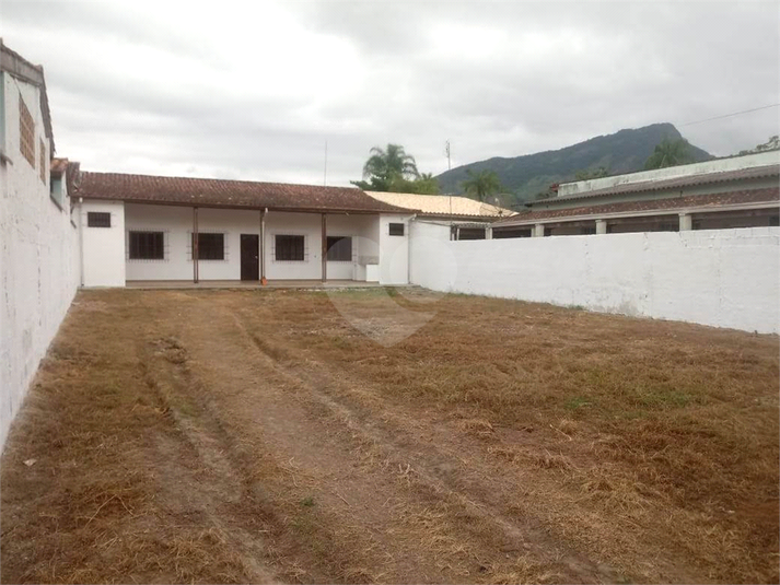 Foto REO1098257