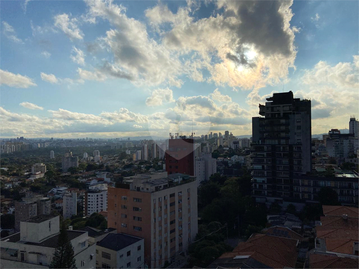 Foto REO1098267
