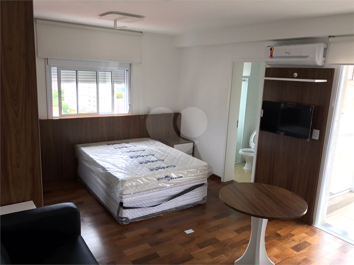Foto REO1098273