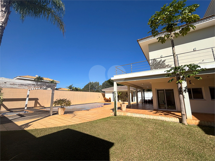 Foto REO1098277