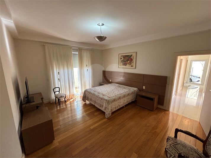 Foto REO1098277