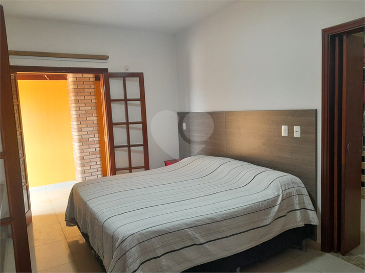 Foto REO1098282