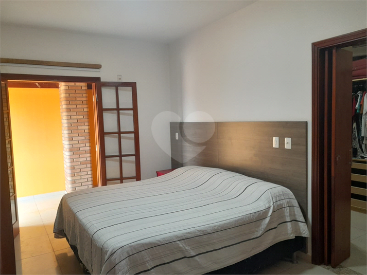 Foto REO1098282