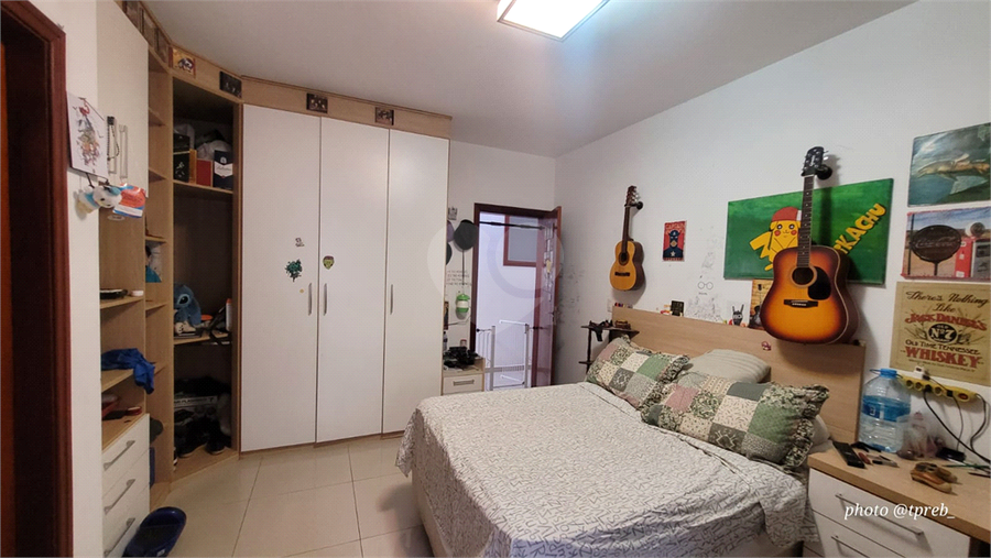 Foto REO1098282