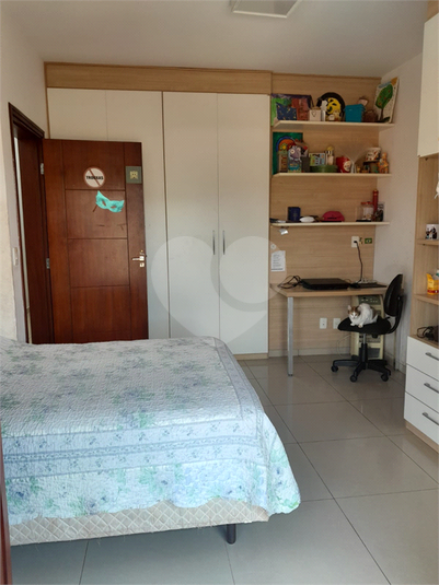Foto REO1098282