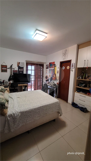 Foto REO1098282