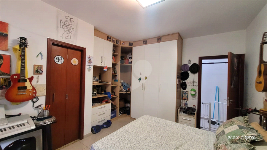 Foto REO1098282