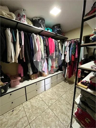 Foto REO1098287