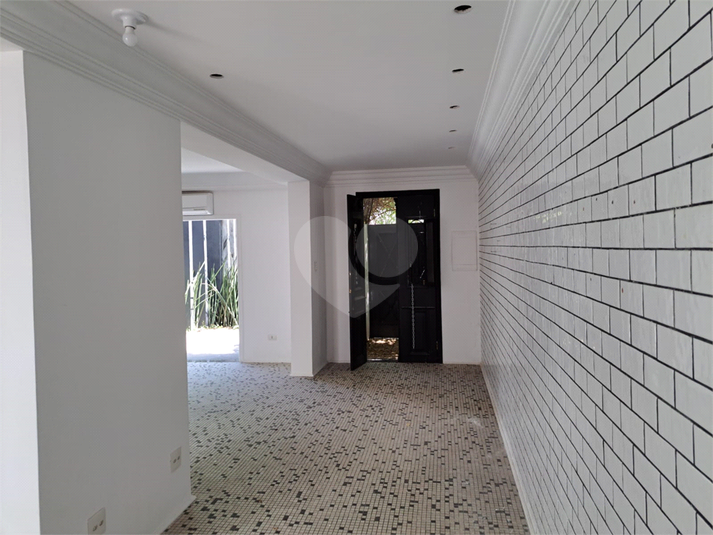 Foto REO1098303