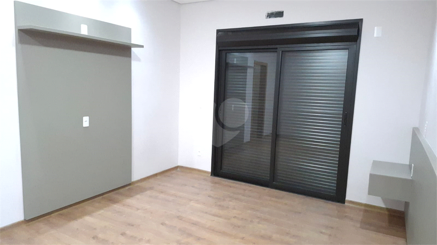 Foto REO1098309