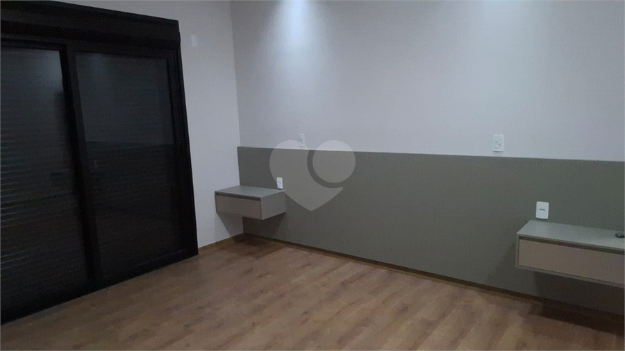 Foto REO1098309