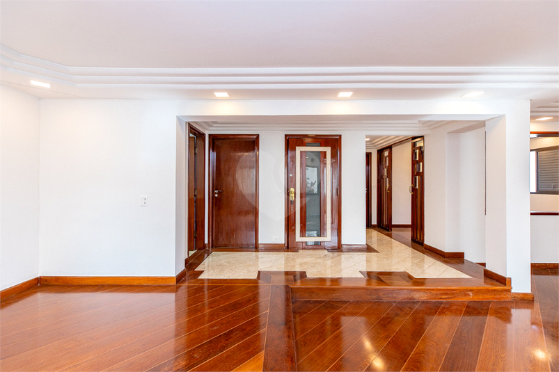 Foto REO1098316